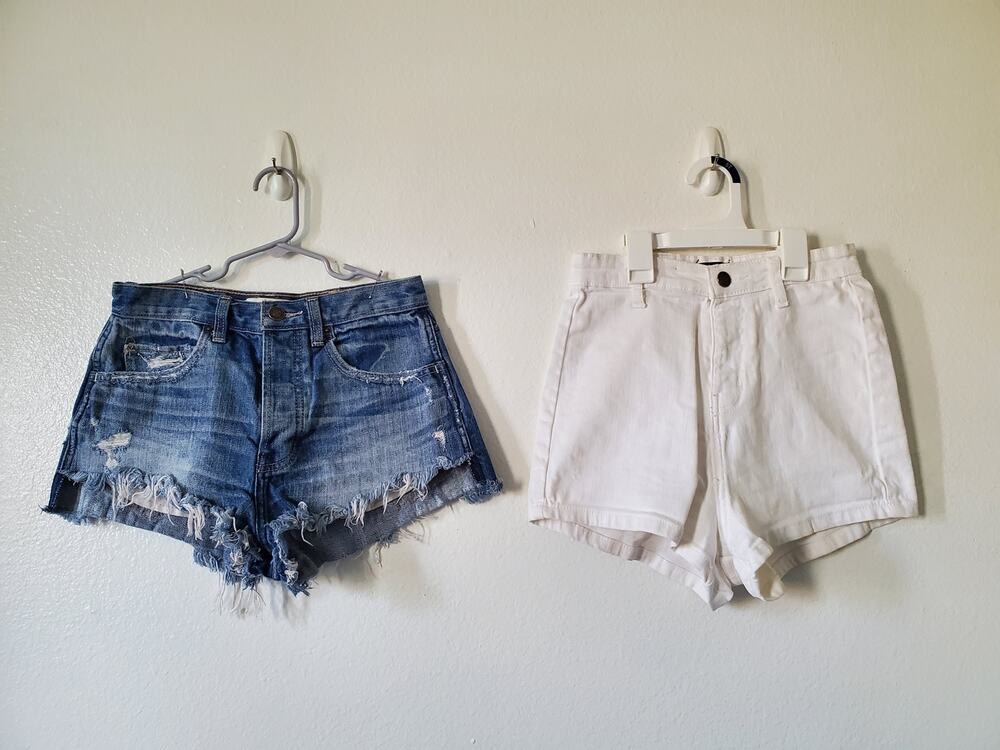 Abercrombie Pretty Things Set of 2 Jean Shorts XS White Blue High